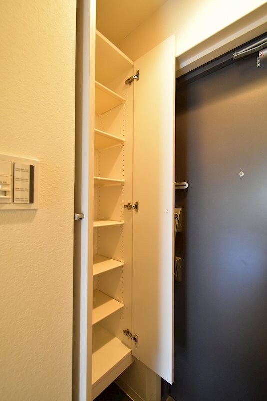 オリエンタル江坂の物件内観写真