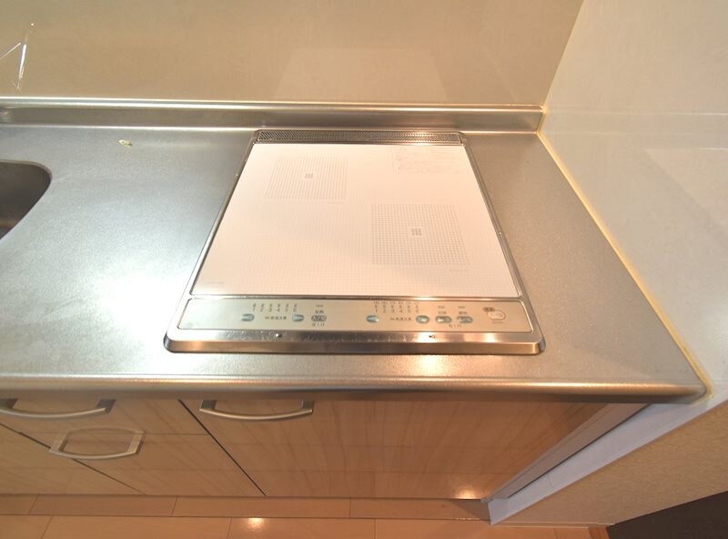 オリエンタル江坂の物件内観写真