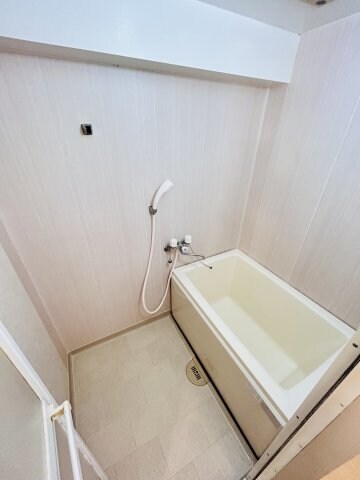 クレセント夙川の物件内観写真