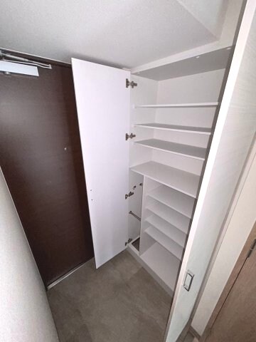 三ノ宮駅 徒歩7分 4階の物件内観写真