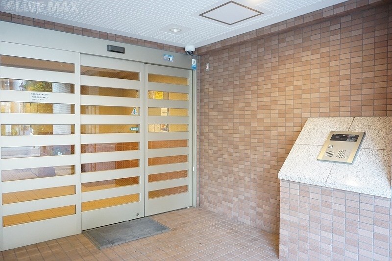 三ノ宮駅 徒歩12分 8階の物件外観写真