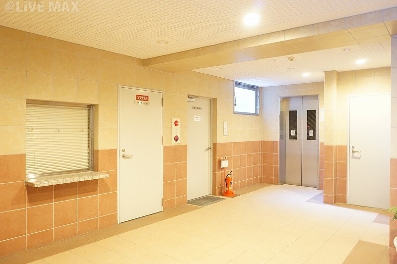 三ノ宮駅 徒歩12分 8階の物件外観写真