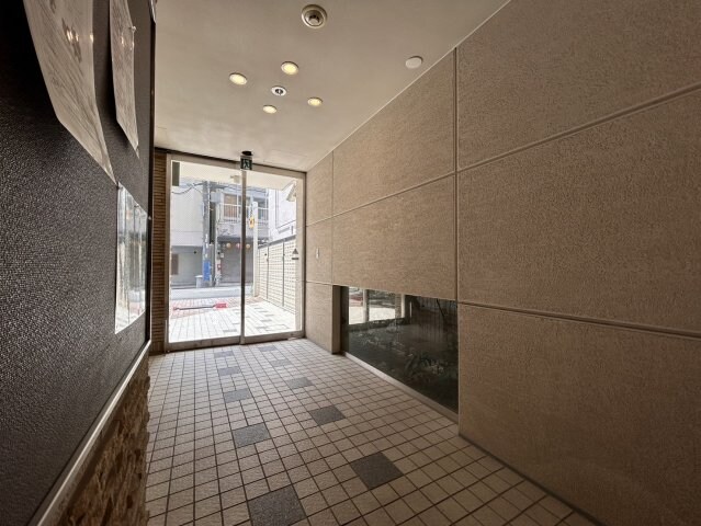 元町駅 徒歩3分 10階の物件外観写真