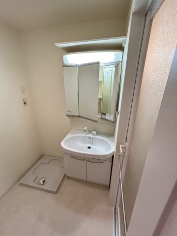 元町駅 徒歩3分 10階の物件内観写真