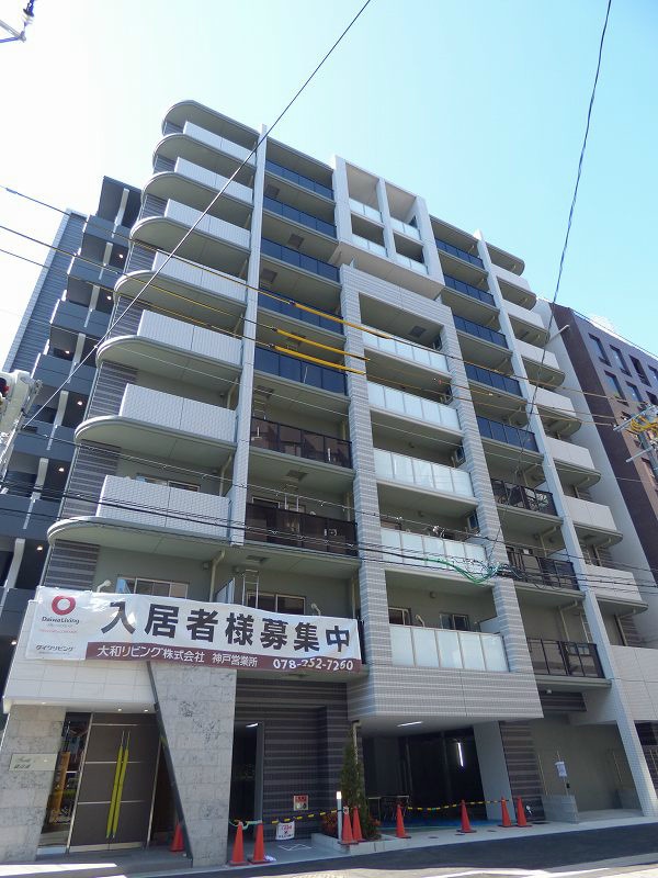 三ノ宮駅 徒歩9分 3階の物件外観写真