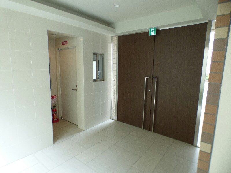 摂津本山駅 徒歩8分 6階の物件外観写真