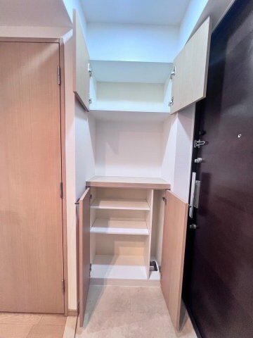 三ノ宮駅 徒歩2分 2階の物件内観写真