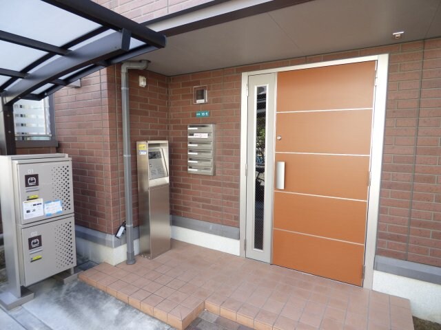 リレント西宮北口の物件外観写真