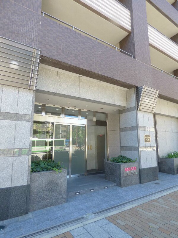 三ノ宮駅 徒歩7分 3階の物件外観写真