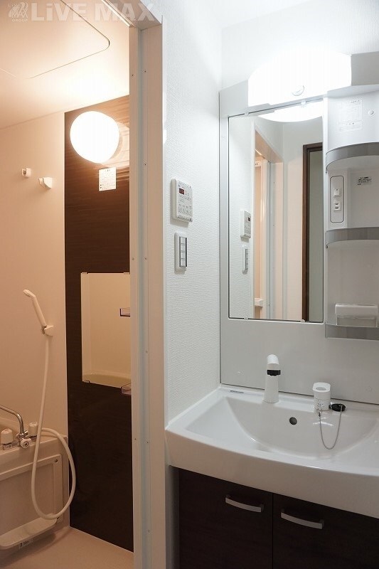 神戸駅 徒歩5分 2階の物件内観写真