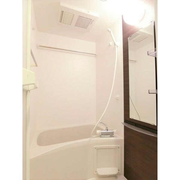 大倉山駅 徒歩8分 3階の物件内観写真