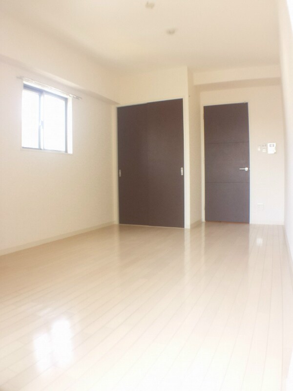 湊川公園駅 徒歩3分 5階の物件内観写真