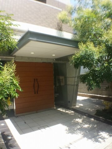 湊川公園駅 徒歩3分 5階の物件外観写真