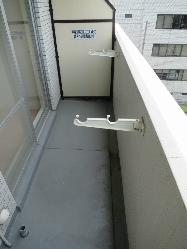 県庁前駅 徒歩4分 2階の物件内観写真