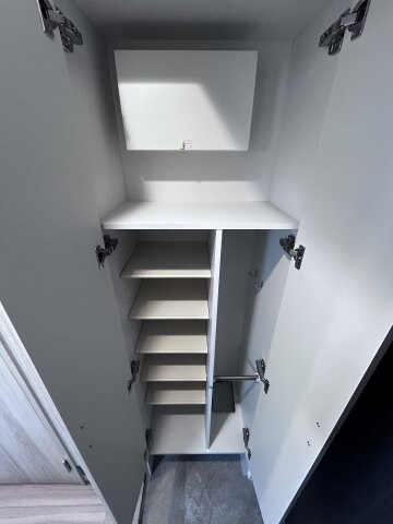 湊川公園駅 徒歩8分 2階の物件内観写真