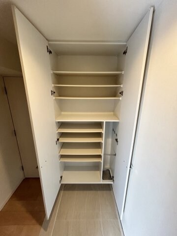 三ノ宮駅 徒歩9分 2階の物件内観写真