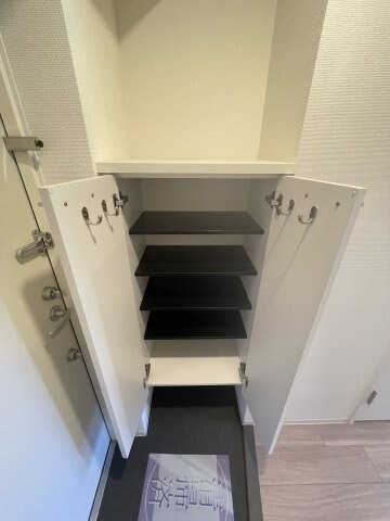 神戸駅 徒歩10分 8階の物件内観写真