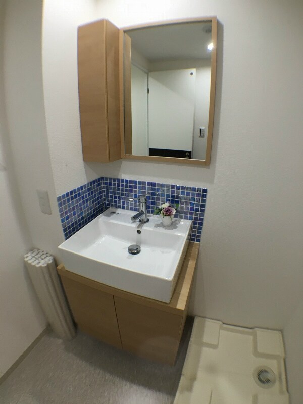 県庁前駅 徒歩10分 2階の物件内観写真