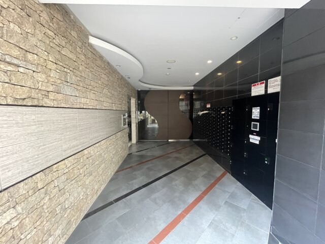 元町駅 徒歩5分 5階の物件外観写真