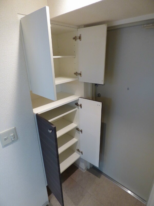 元町駅 徒歩5分 10階の物件内観写真