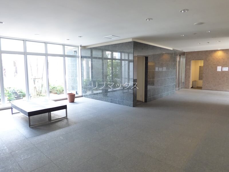 甲子園六石町ハイツの物件外観写真