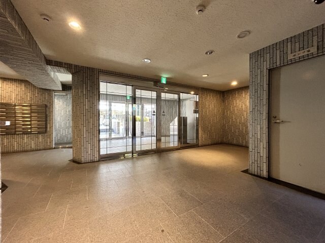 元町駅 徒歩3分 1階の物件外観写真