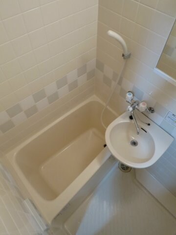 三ノ宮駅 徒歩10分 2階の物件内観写真