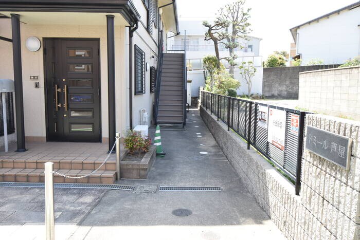 芦屋川駅 徒歩3分 2階の物件外観写真