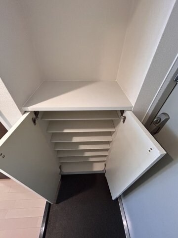 元町駅 徒歩3分 2階の物件内観写真