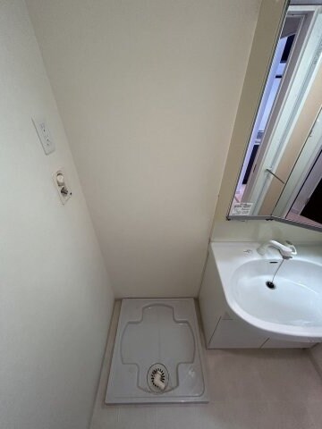 元町駅 徒歩3分 2階の物件内観写真