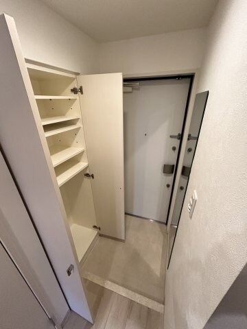 神戸駅 徒歩5分 2階の物件内観写真