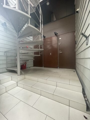 三ノ宮駅 徒歩15分 1階の物件外観写真