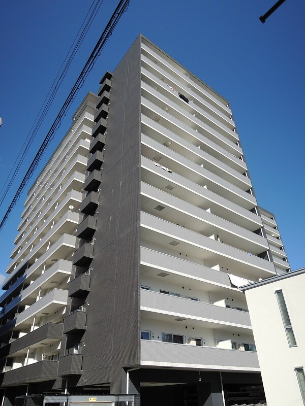 アルティザ仙台花京院の物件外観写真