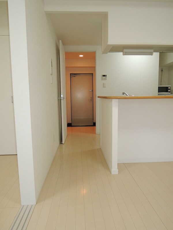 アルティザ仙台花京院の物件内観写真