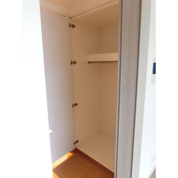 リージア上杉一丁目の物件内観写真