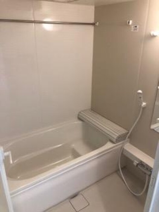 ロージェ泉中央の物件内観写真