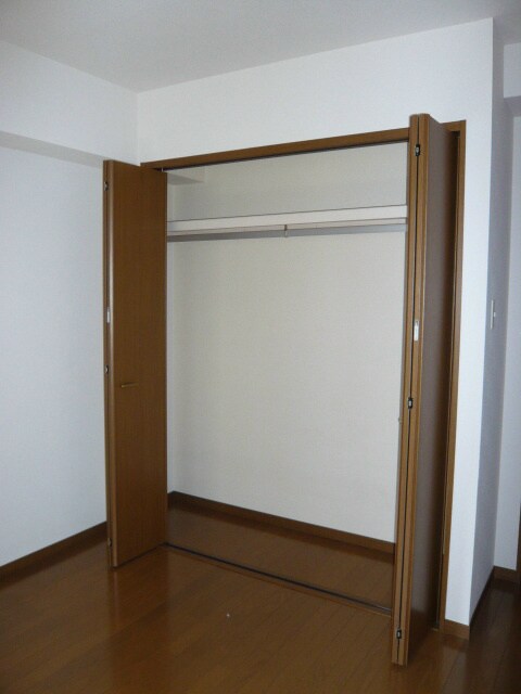 カルトセゾン鶴ヶ谷東の物件内観写真