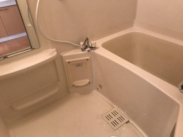 グランディール泰英２号館の物件内観写真