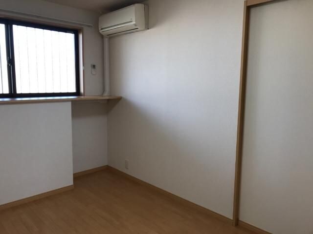 グランディール泰英２号館の物件内観写真