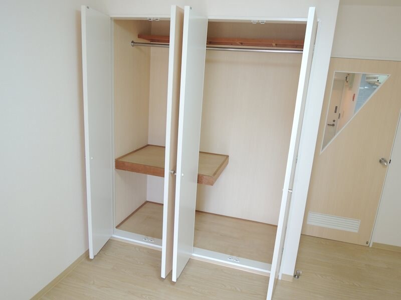 イーグルハイツ錦町の物件内観写真