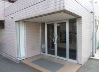 トロワフレールの物件外観写真