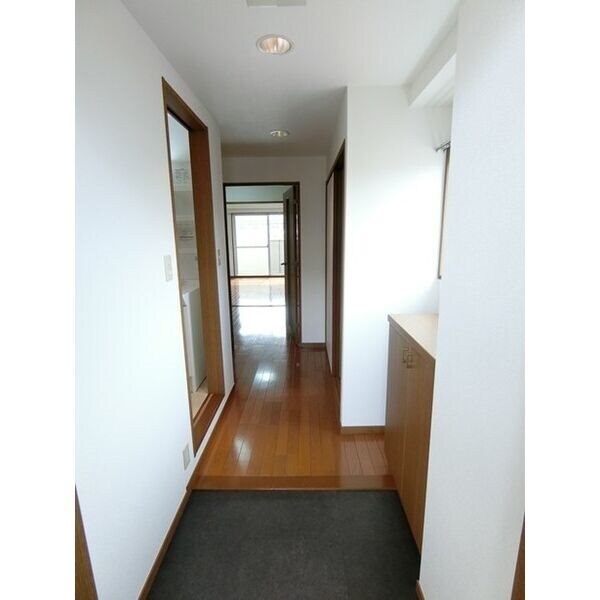 トロワフレールの物件内観写真