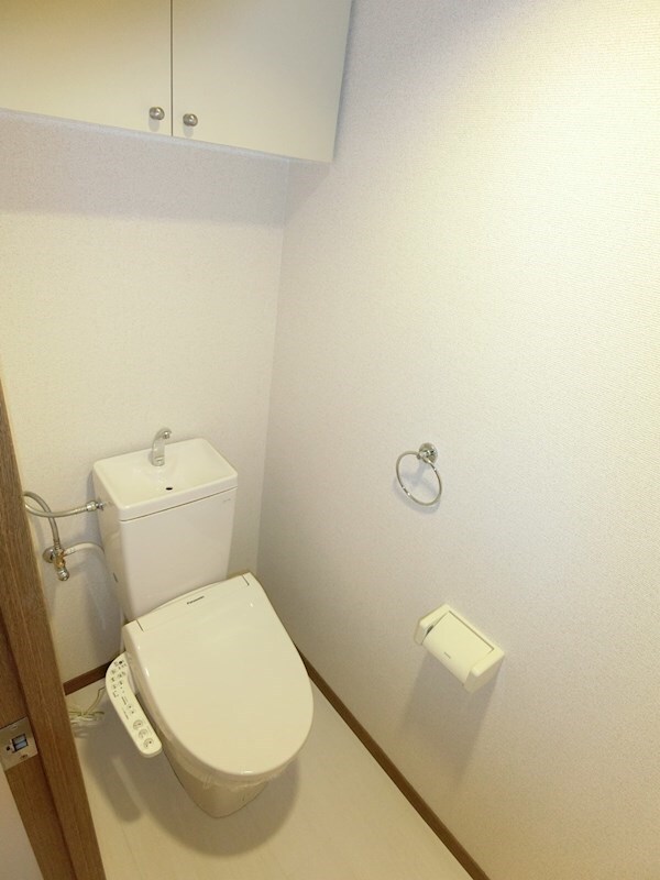 トロワフレールの物件内観写真