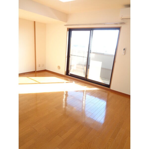 新田東レジデンスの物件内観写真