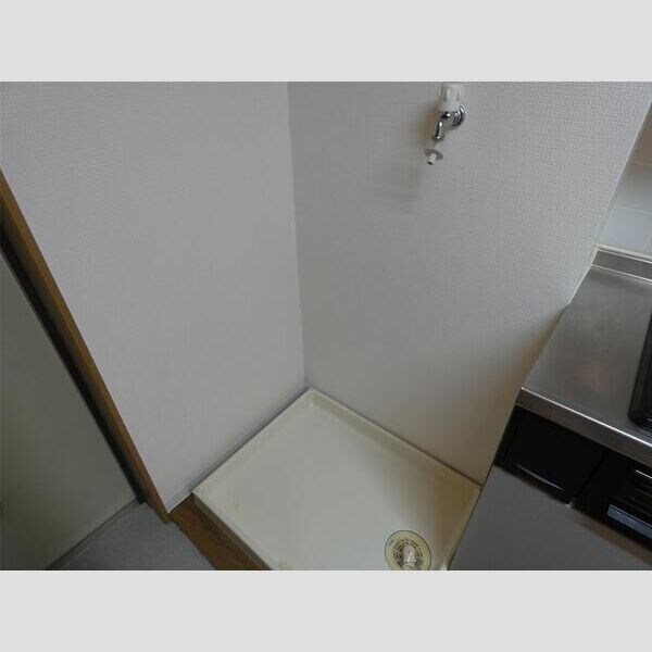 アバンサール泉中央の物件内観写真