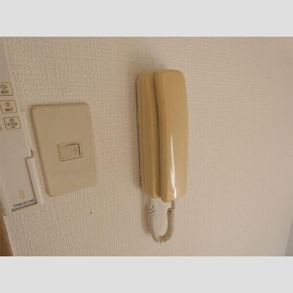 アバンサール泉中央の物件内観写真