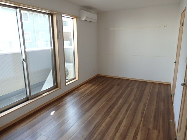 イデアル六丁の目の物件内観写真