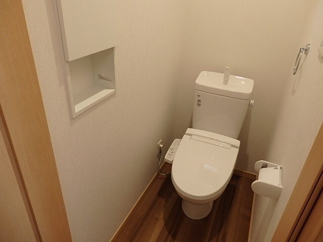 イデアル六丁の目の物件内観写真