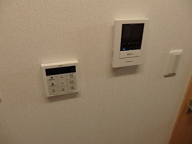 イデアル六丁の目の物件内観写真