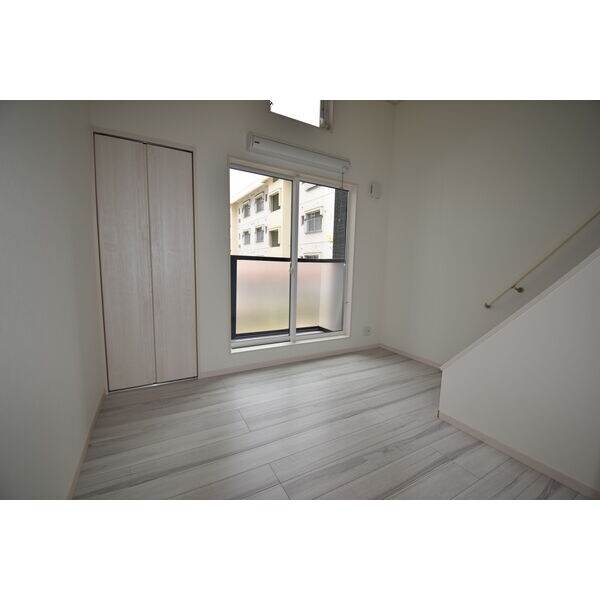 unリヴィエール高松　の物件内観写真